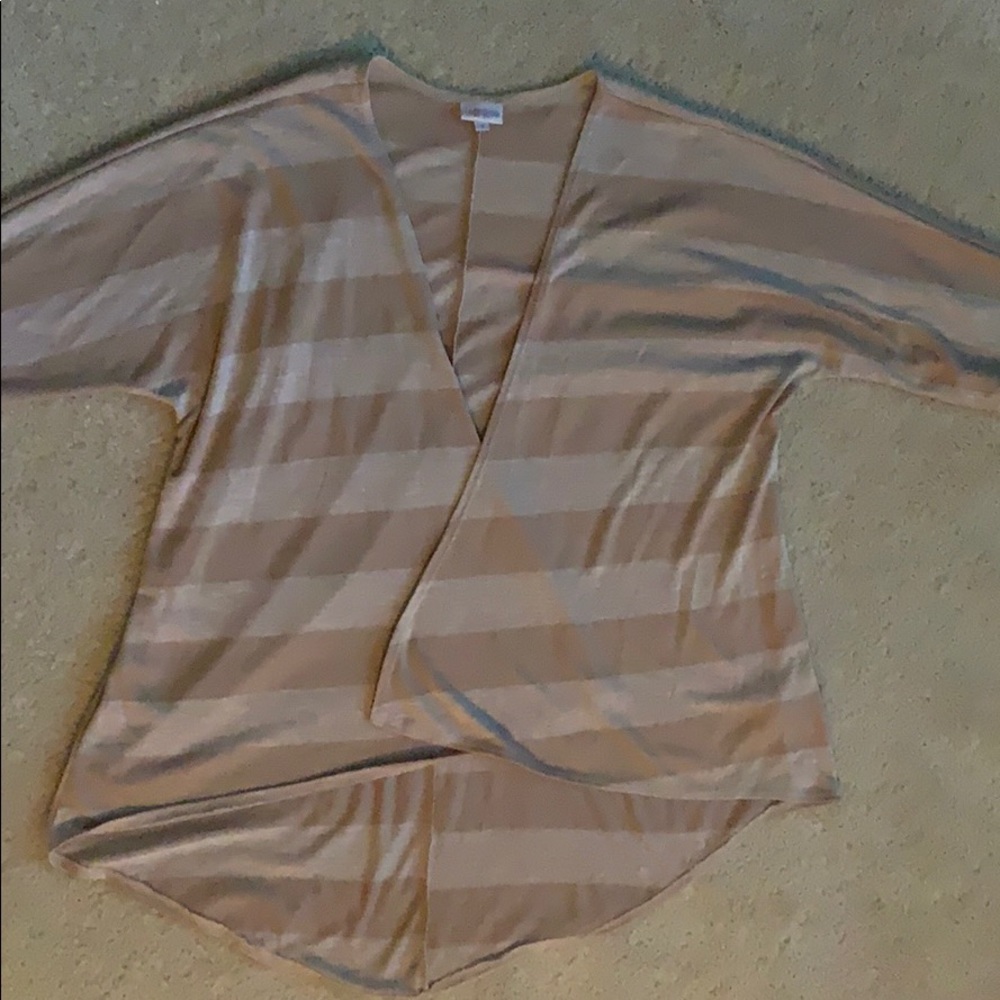 Lularoe floral Lindsay, EUC - rose gold, small